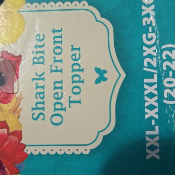 The Pioneer Woman Green & Burgandy Floral Open Front Overshirt - Picture 3 of 3